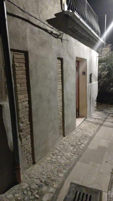 Willa Casa In Antico Borgo Medievale A Tarano Ri, Via Giacomo Leopardi, 15 Zewnętrze zdjęcie