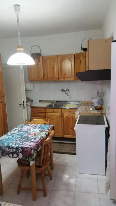 Willa Casa In Antico Borgo Medievale A Tarano Ri, Via Giacomo Leopardi, 15 Zewnętrze zdjęcie